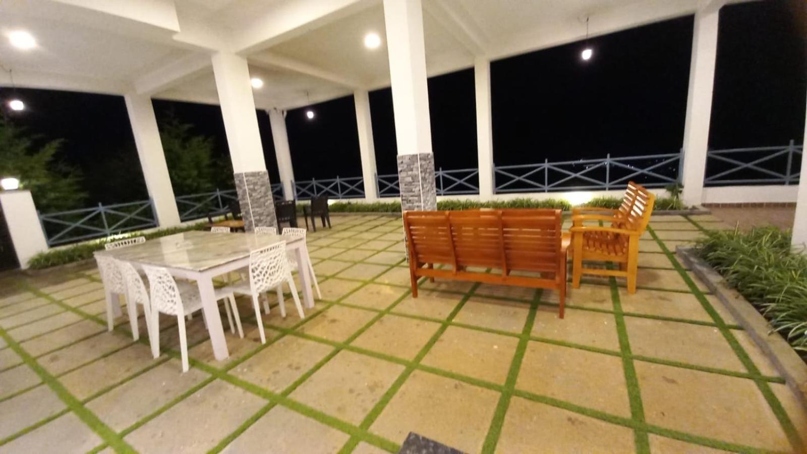 Orchard Valley View Ooty Exterior photo